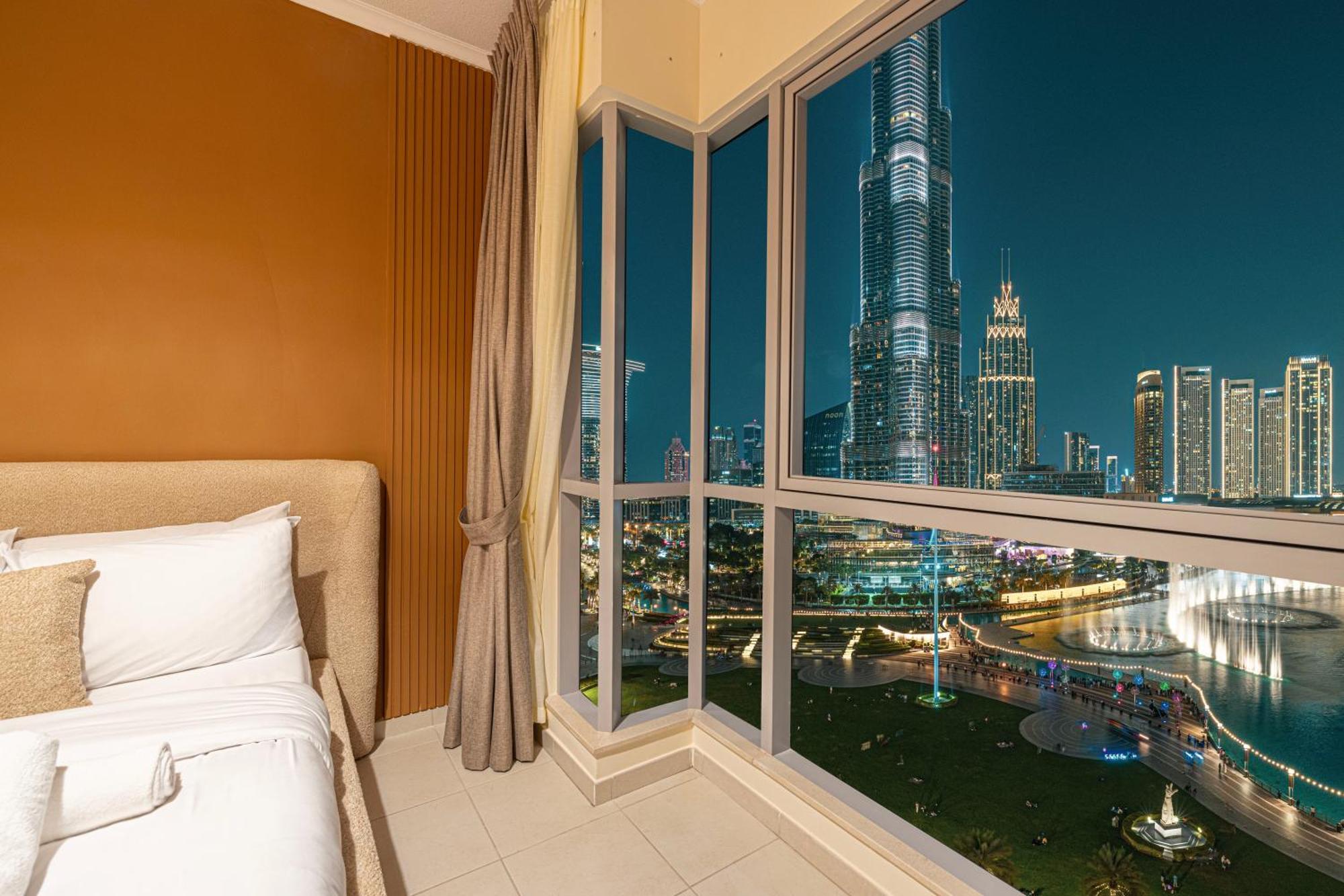 Stunning 2br Iconic Burj & Fountain View Apartment