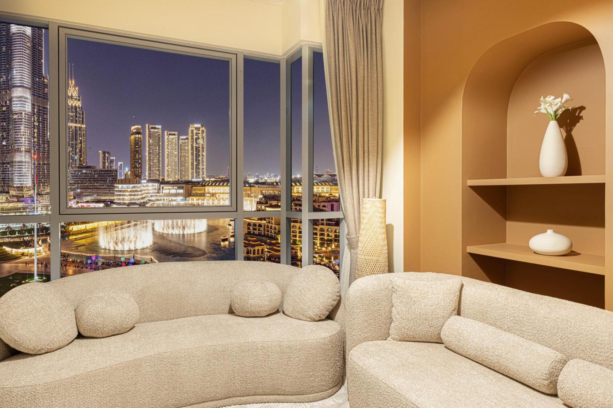 Stunning 2br Iconic Burj & Fountain View Apartment