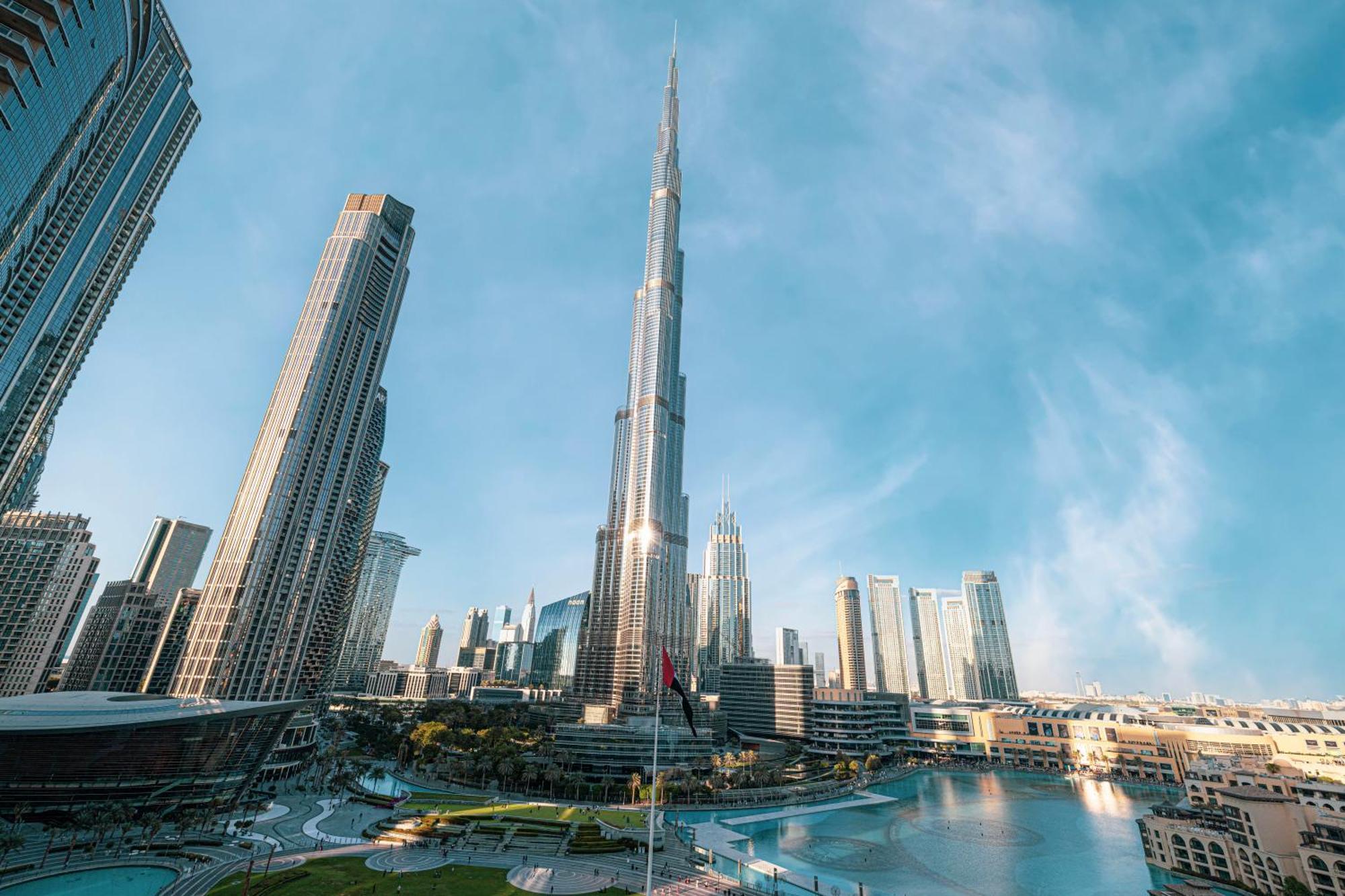 Stunning 2br Iconic Burj & Fountain View * Dubai